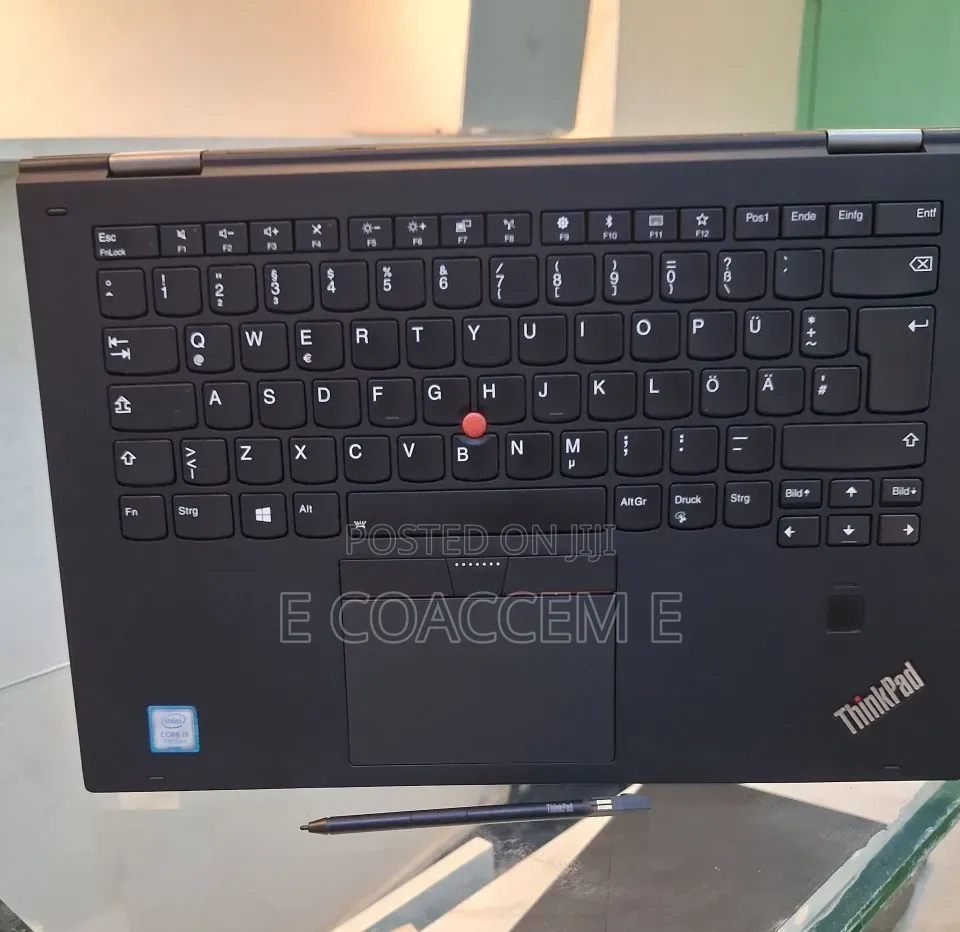 New Laptop Lenovo 8GB Intel Core i5 SSD 512GB