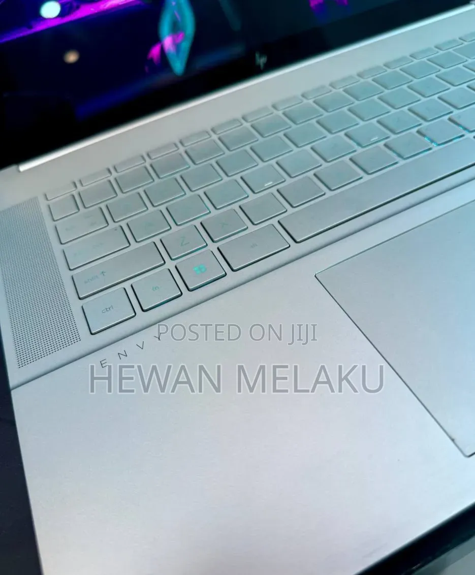 New Laptop HP Envy 16 Gaming 16-h1023dx 12GB Intel Core i7 SSD 512GB