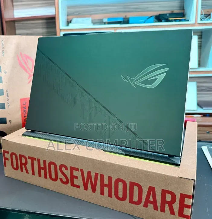 New Laptop Asus ROG Strix G16 G614 16GB Intel Core i9 SSD 1T