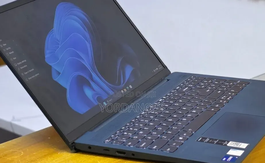New Laptop Lenovo Ideapad 3 16GB Intel Core i7 SSD 512GB