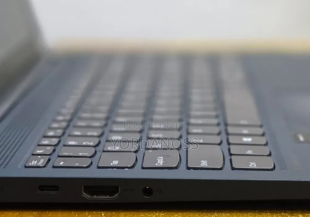 New Laptop Lenovo Ideapad 3 16GB Intel Core i7 SSD 512GB