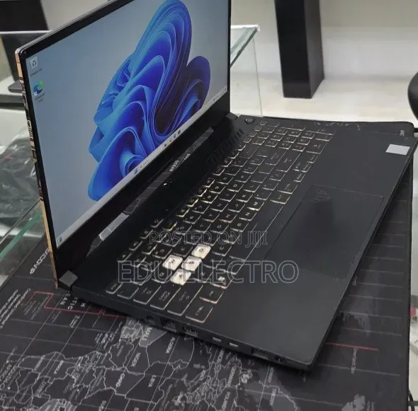 New Laptop Asus TUF Dash F15 16GB Intel Core i7 SSD 512GB