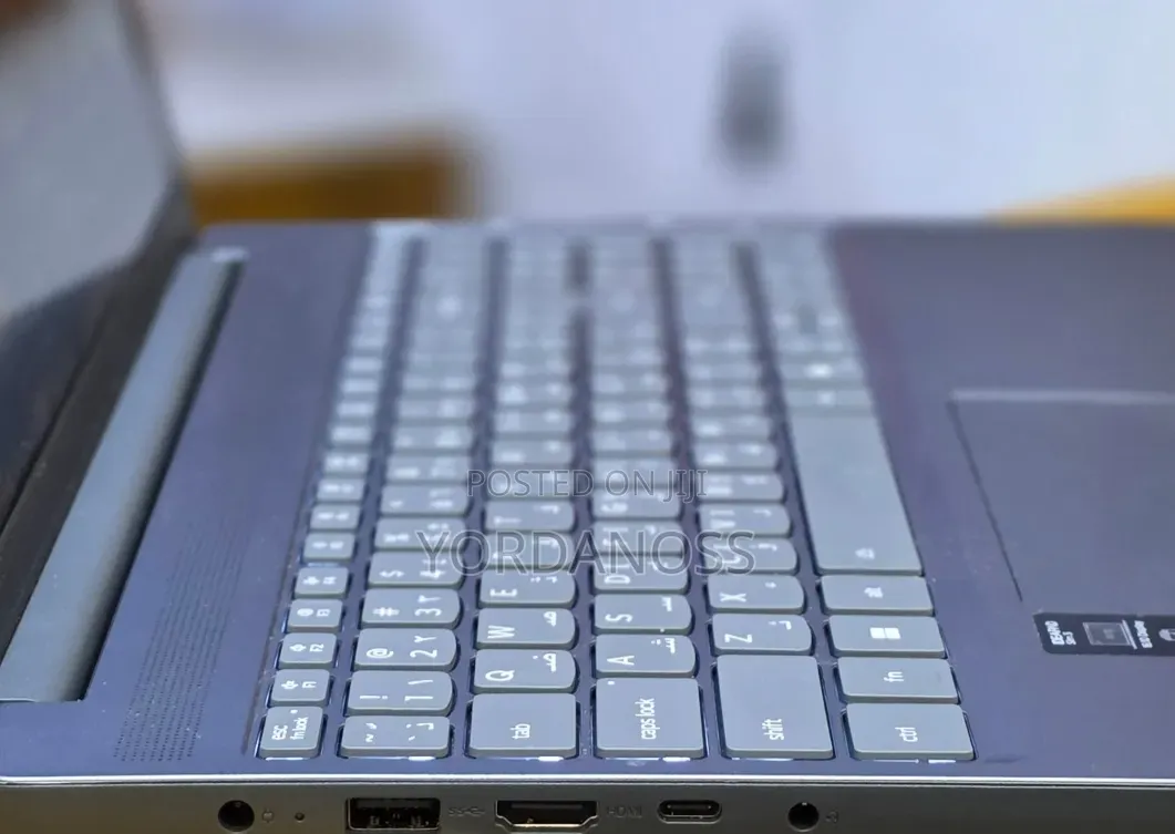 New Laptop Lenovo Ideapad 3 16GB Intel Core i7 SSD 512GB