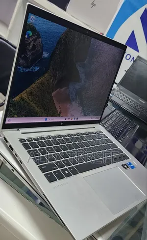 New Laptop HP EliteBook 840 G9 16GB Intel Core i7 SSD 512GB