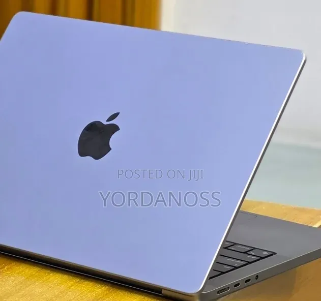 New Laptop Apple MacBook Pro 2021 M1 32GB Apple M1 Pro SSD 512GB