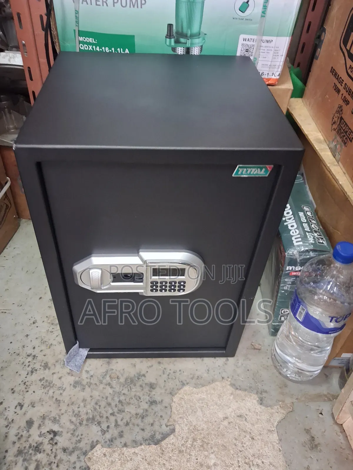 Total 52L Safety Box