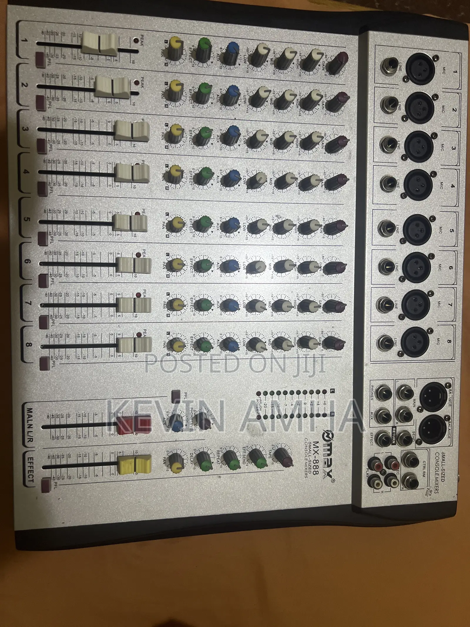 MAX MX-888 Small-Sized Console Mixers