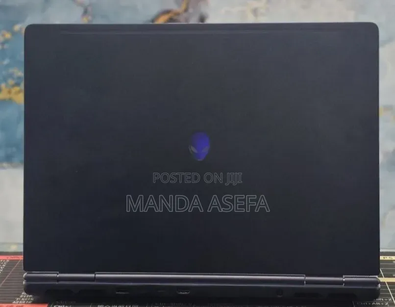 New Laptop Alienware X16 r1 32GB Intel Core Ultra 9 SSD 1T