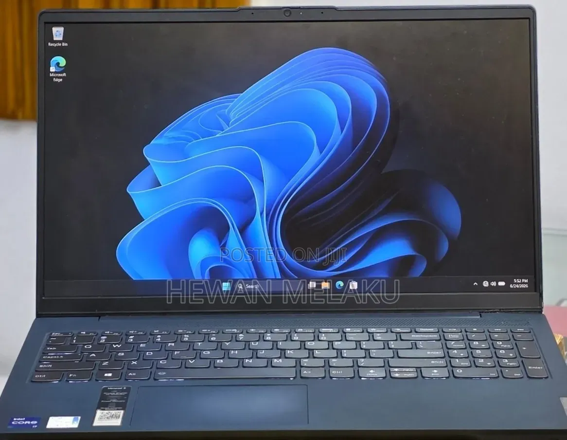 New Laptop Lenovo Ideapad 3 12GB Intel Core i7 SSD 512GB