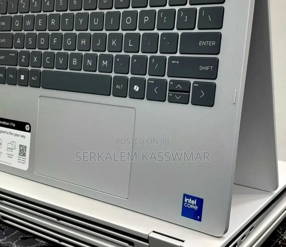 New Laptop HP OmniBook Ultra Flip 14" 16GB Intel Core i7 SSD 512GB