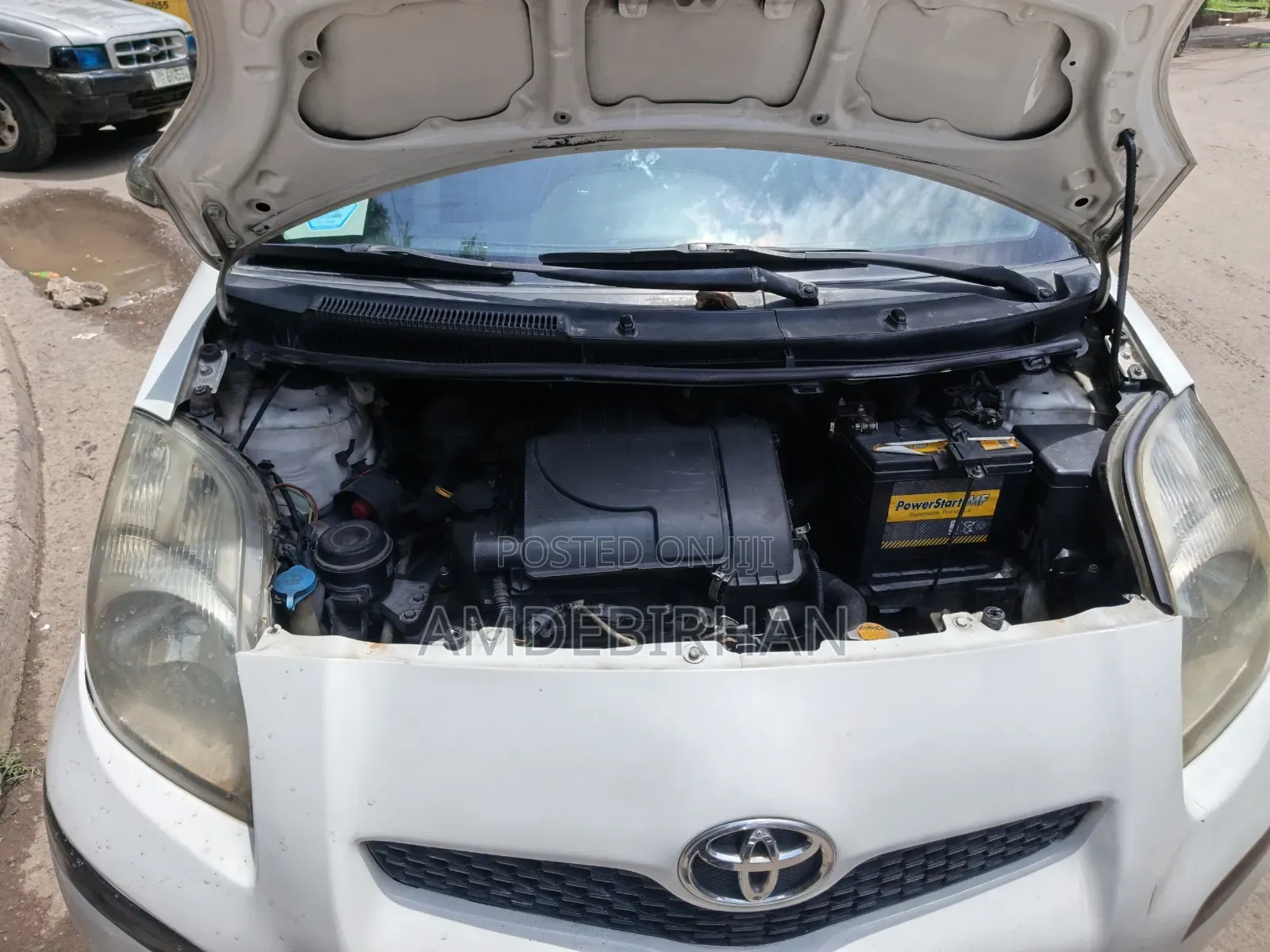 Toyota Yaris 2009 White