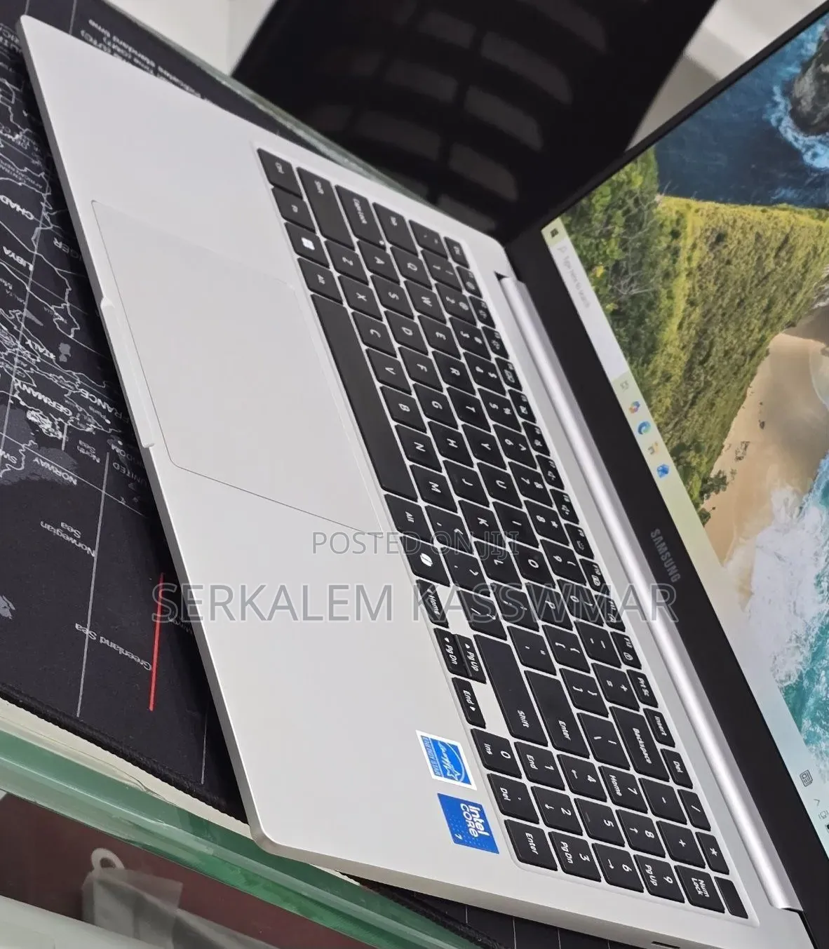 New Laptop Samsung Galaxy Book4 16GB Intel Core i7 SSD 512GB