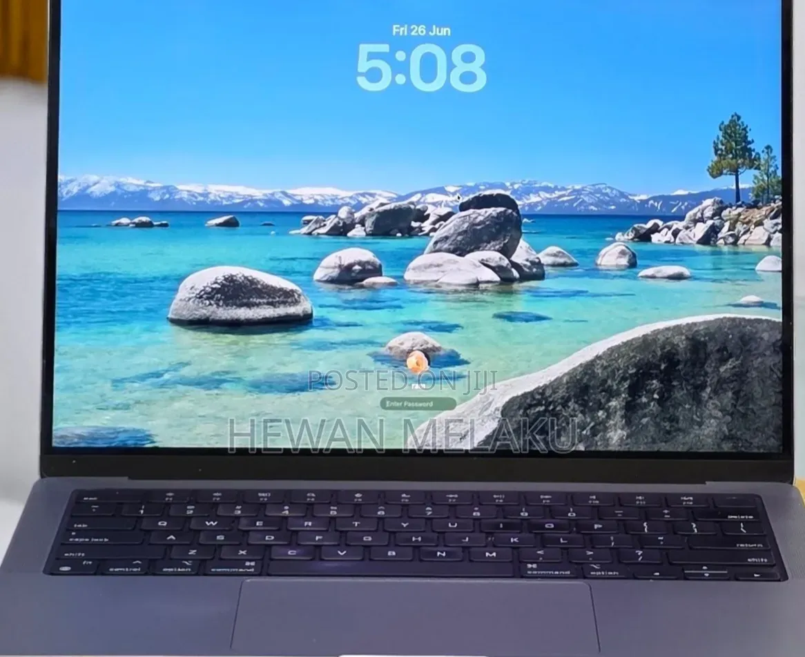 New Laptop Apple MacBook Pro 2021 M1 32GB Apple M1 Pro SSD 512GB