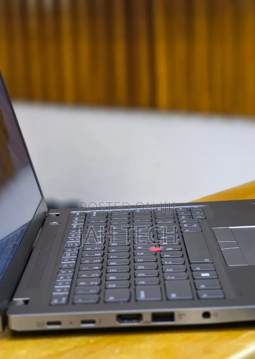 New Laptop Lenovo ThinkPad T14s Gen 2 16GB Intel Core i7 SSD 512GB