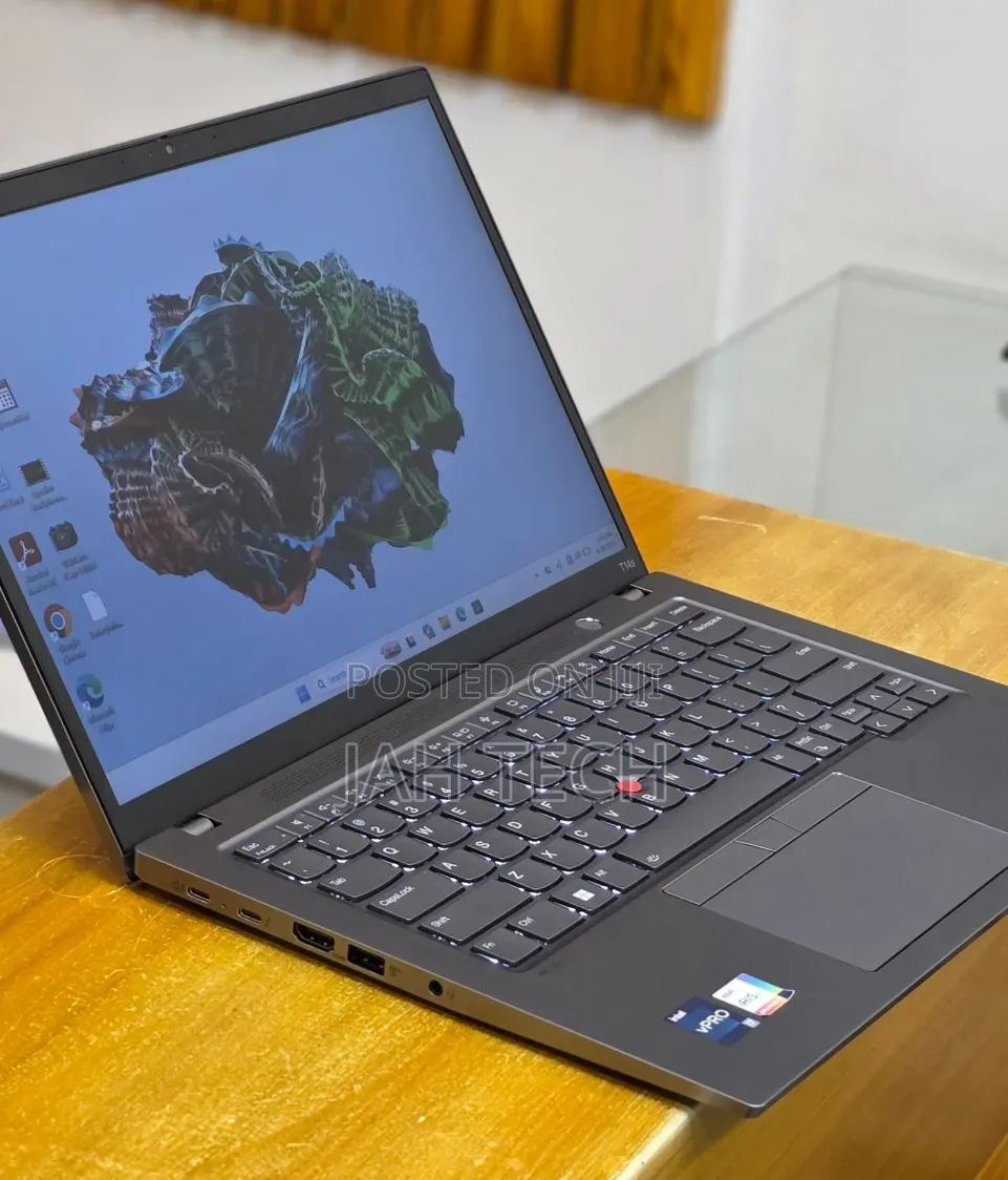New Laptop Lenovo ThinkPad T14s Gen 2 16GB Intel Core i7 SSD 512GB