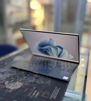 New Laptop Dell XPS 13 8GB Intel Core i7 SSD 512GB