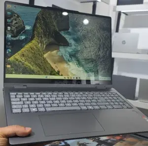 New Laptop Lenovo Yoga 3 16GB Intel Core Ultra 5 SSD 512GB