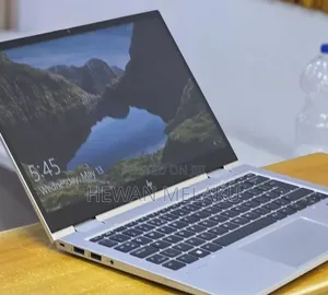 New Laptop HP EliteBook 830 G8 16GB Intel Core i5 SSD 512GB
