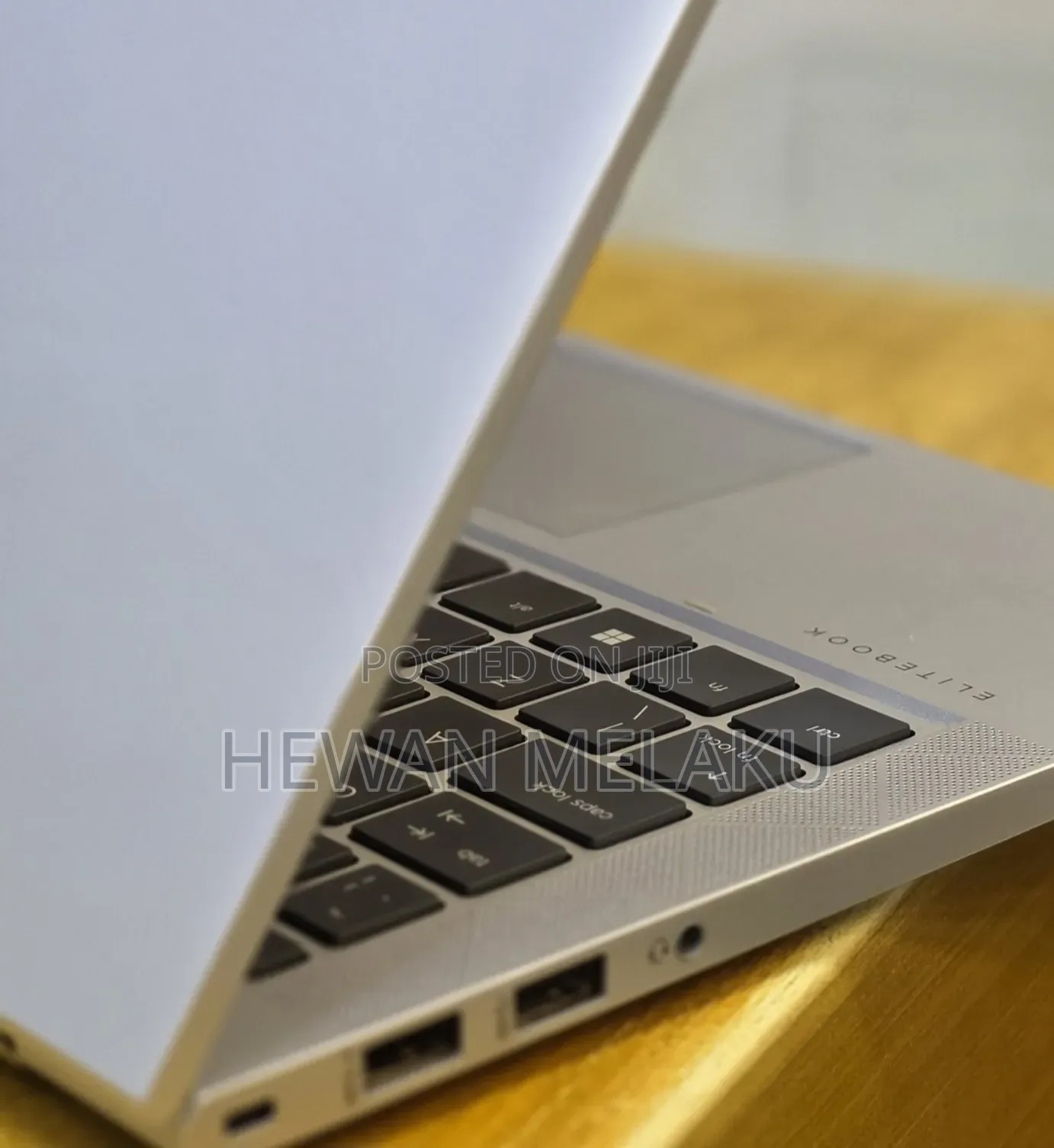 New Laptop HP EliteBook 830 G8 16GB Intel Core i5 SSD 512GB