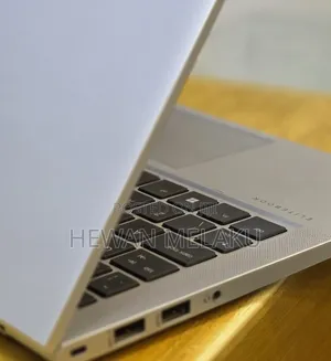 New Laptop HP EliteBook 830 G8 16GB Intel Core i5 SSD 512GB