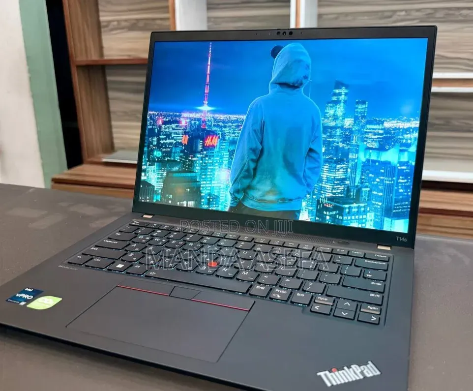 New Laptop Lenovo ThinkPad T14s G4 32GB Intel Core i7 SSD 512GB