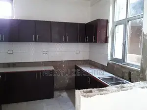 3bdrm House in Sululta ,Mena Abichu, Oromia-Finfinne for sale