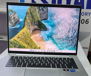 New Laptop HP EliteBook 840 G9 16GB Intel Core i7 SSD 512GB