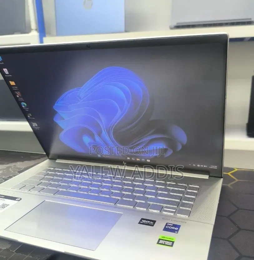 New Laptop HP Envy x360 16GB Intel Core i9 SSD 1T