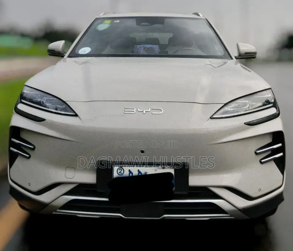 BYD Song Plus 2024 Silver