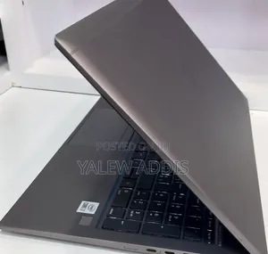 New Laptop HP ZBook Firefly G8 16GB Intel Core i7 SSD 512GB