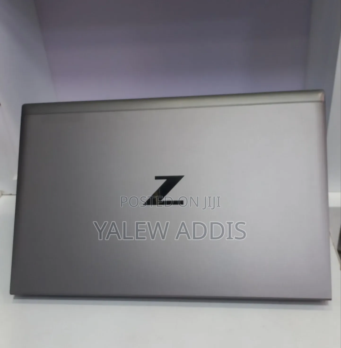 New Laptop HP ZBook Firefly G8 16GB Intel Core i7 SSD 512GB