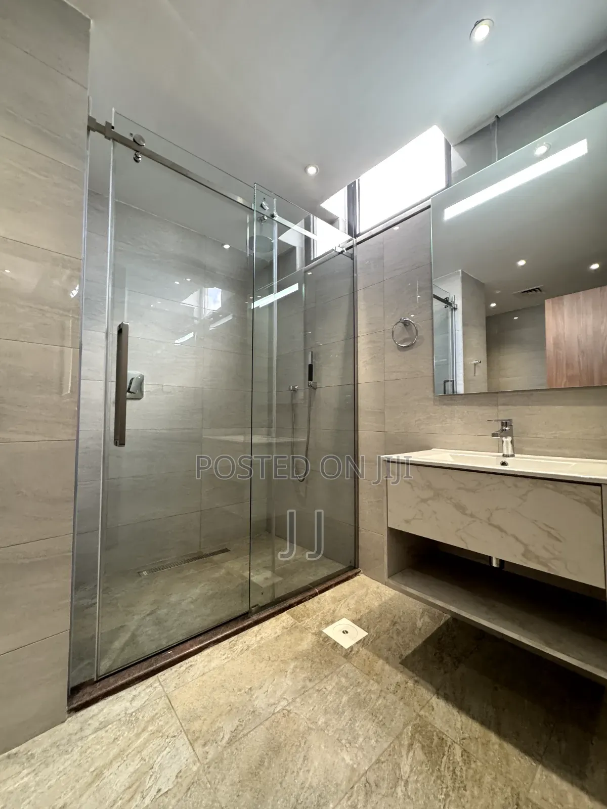 Furnished 2bdrm Apartment in Nifas Silk-Lafto for rent