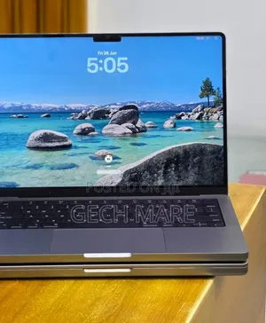 New Laptop Apple MacBook Pro 2021 M1 32GB Apple M1 Pro SSD 512GB