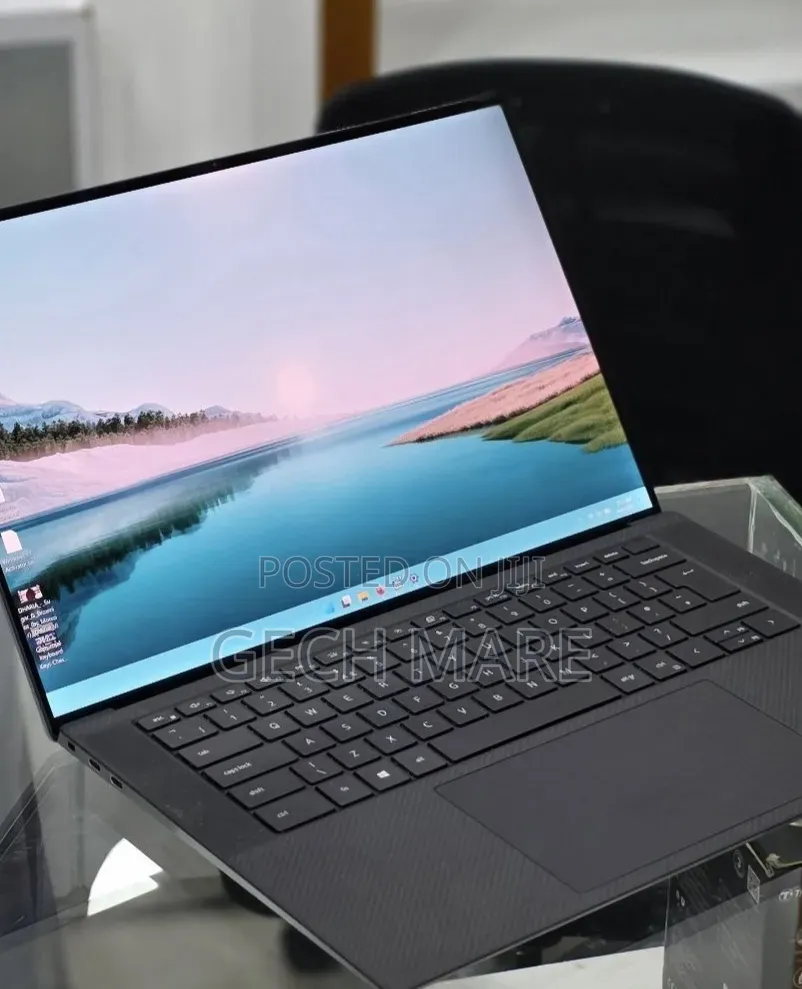 New Laptop Dell Precision 5540 16GB Intel Core i7 SSD 512GB