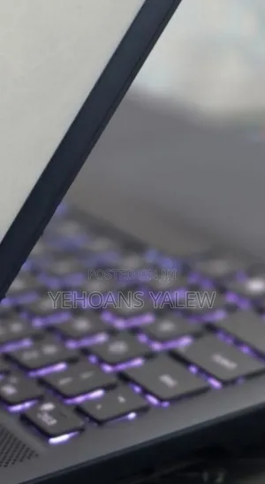 New Laptop Alienware 16 Aurora 32GB Intel Core Ultra 9 SSD 1T