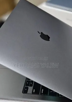 New Laptop Apple MacBook Pro 2022 M2 8GB Intel Core M2 SSD 256GB
