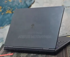 New Laptop Alienware 16x Aurora 32GB Intel Core Ultra 9 SSD 1T