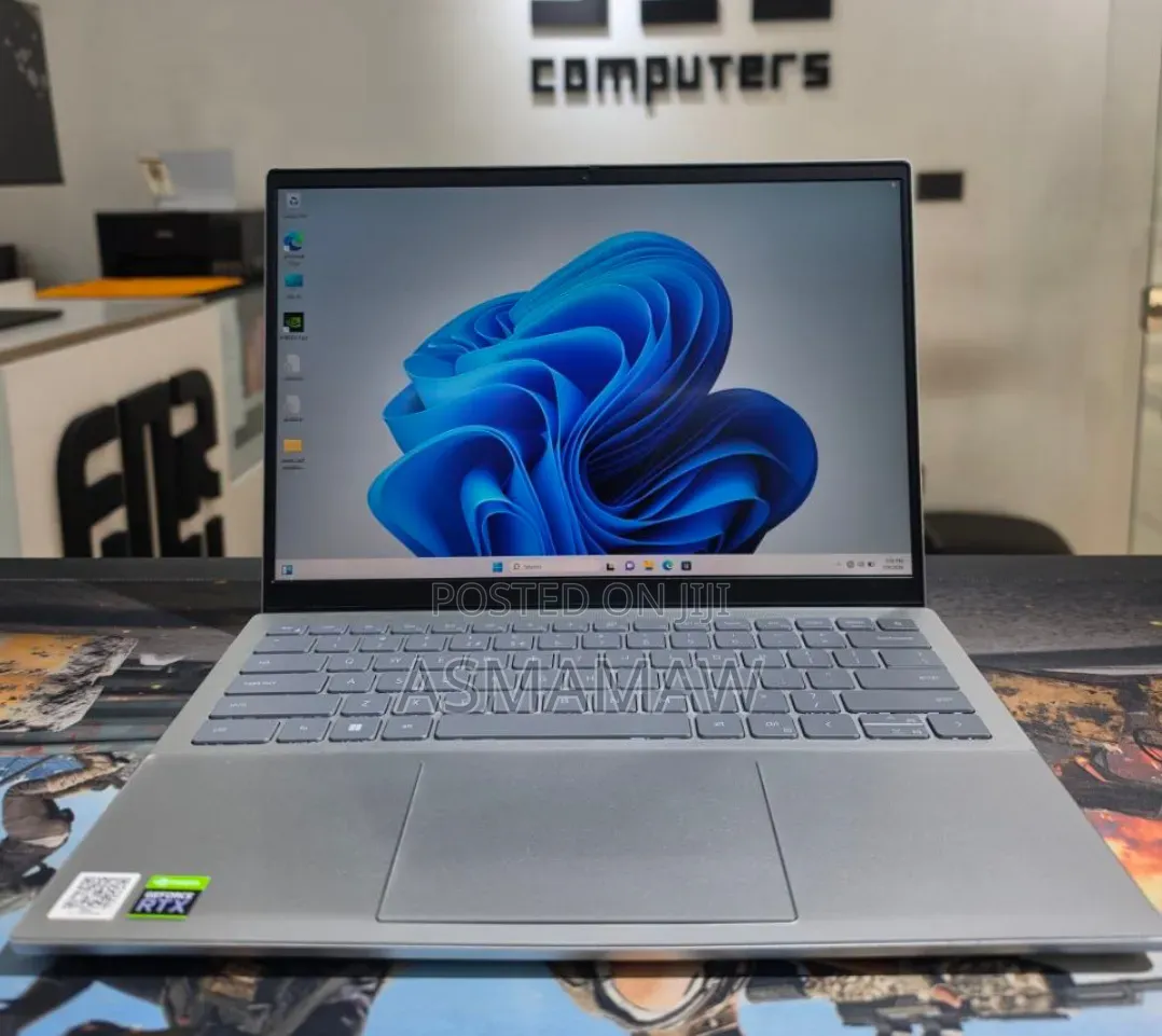 New Laptop HP Pavilion 14 32GB AMD Ryzen 7 SSD 1T