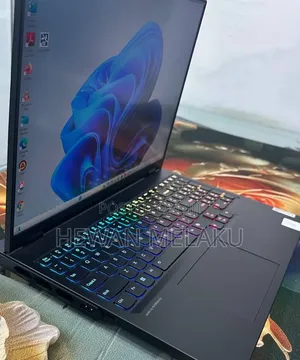 New Laptop Lenovo Legion Pro 7 32GB Intel Core i9 SSD 1T
