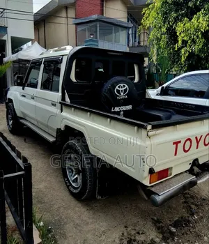 Toyota Land Cruiser 2018