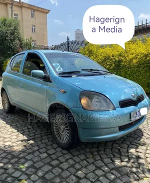 Toyota Vitz 2001 Blue