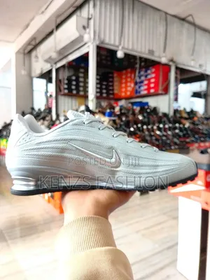 -New Arrival-
Original Nike Shox Z