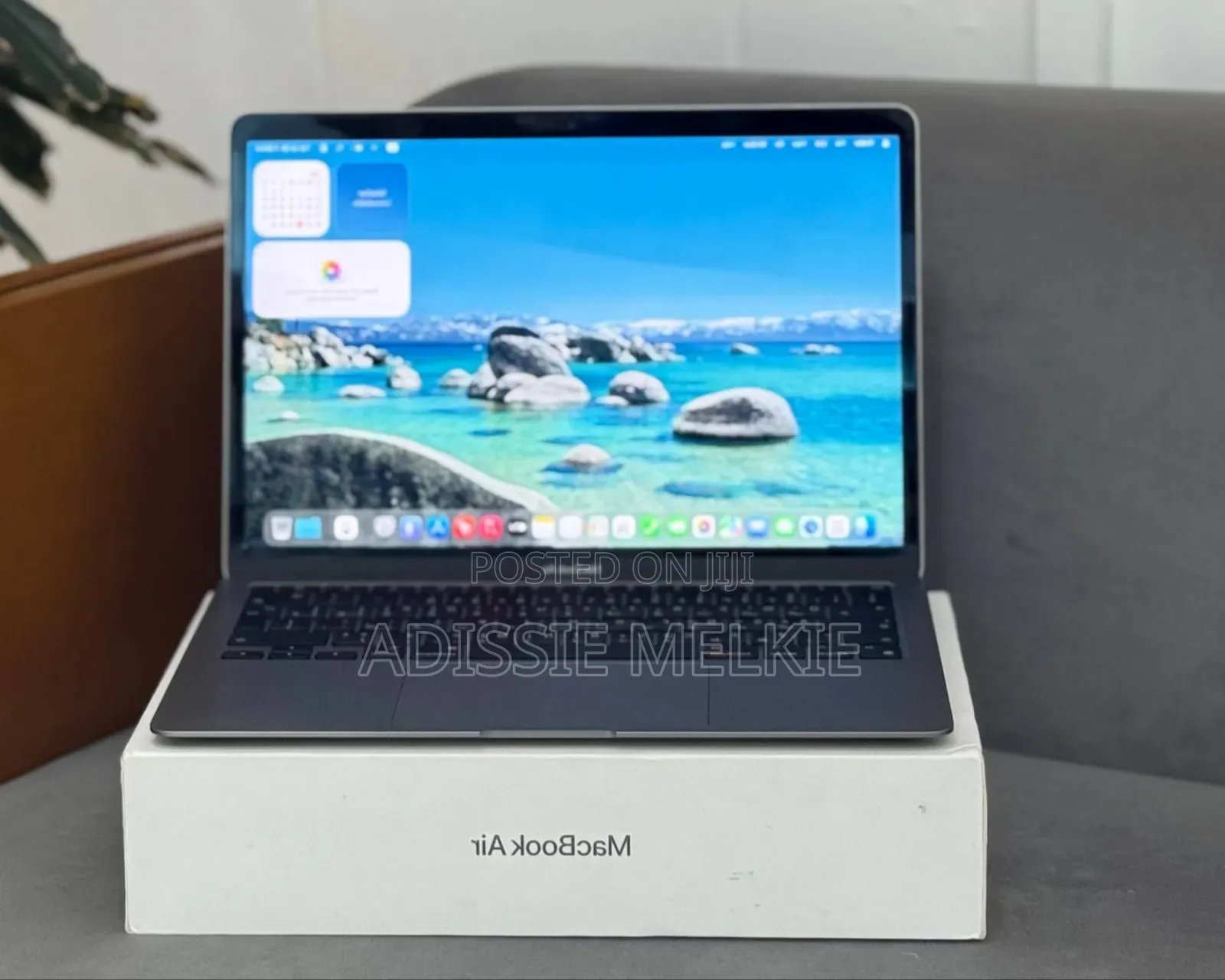 New Laptop Apple MacBook Air 2020 M1 8GB Apple M1 SSD 256GB