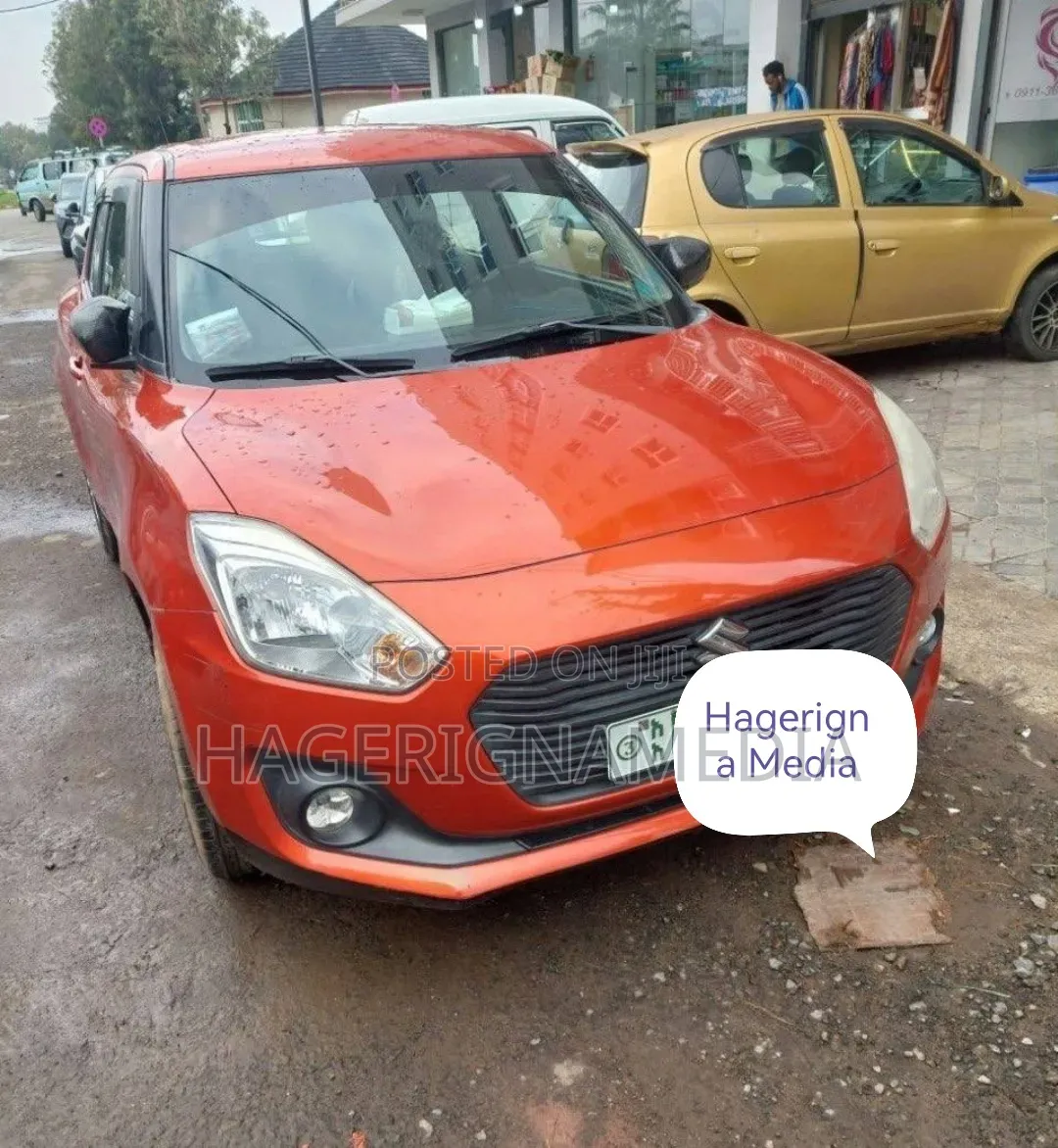 Suzuki Swift 2020 Red