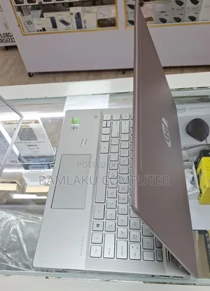 New Laptop HP Pavilion 15 8GB Intel Core i5 SSD 512GB
