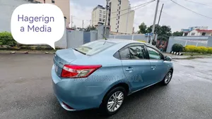 Toyota Yaris 2014 Blue