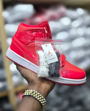Nike Air Jordan 1 Mid SE 'Pomegranate' Sneakers Mens