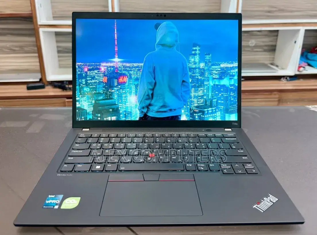 New Laptop Lenovo ThinkPad T14s G4 32GB Intel Core i7 SSD 512GB