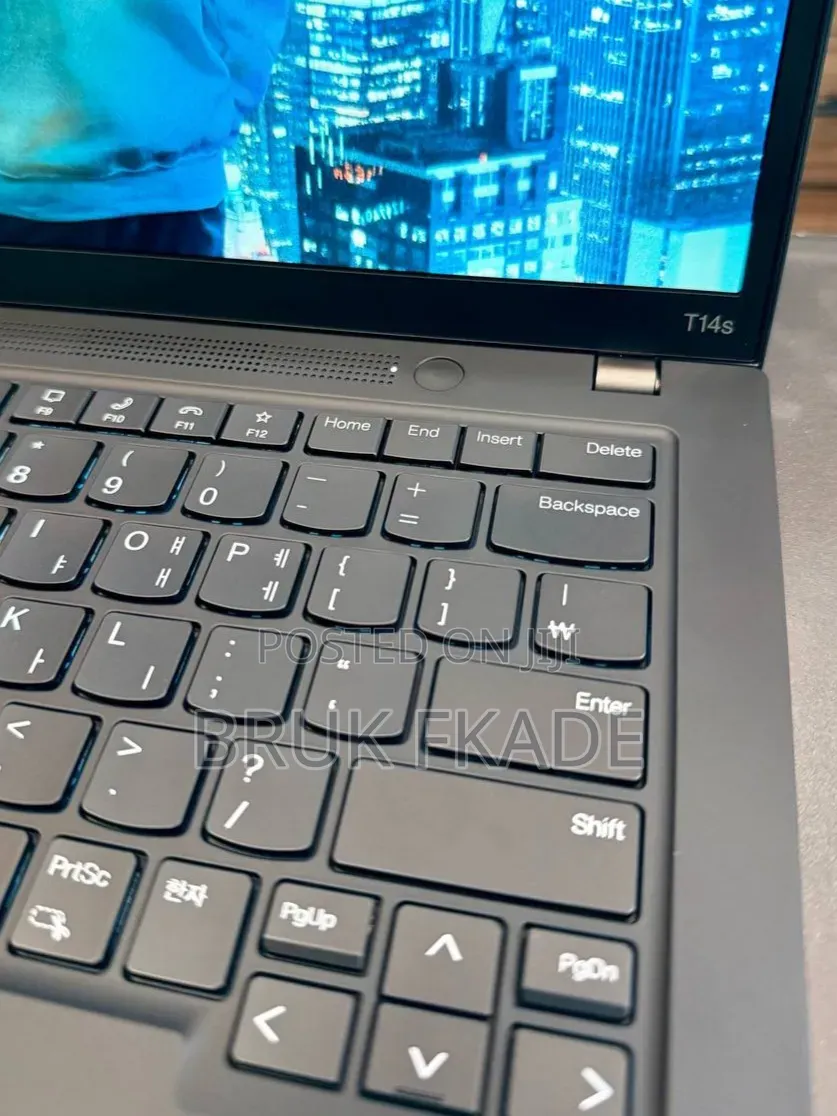 New Laptop Lenovo ThinkPad T14s Gen 2 32GB Intel Core i7 SSD 512GB