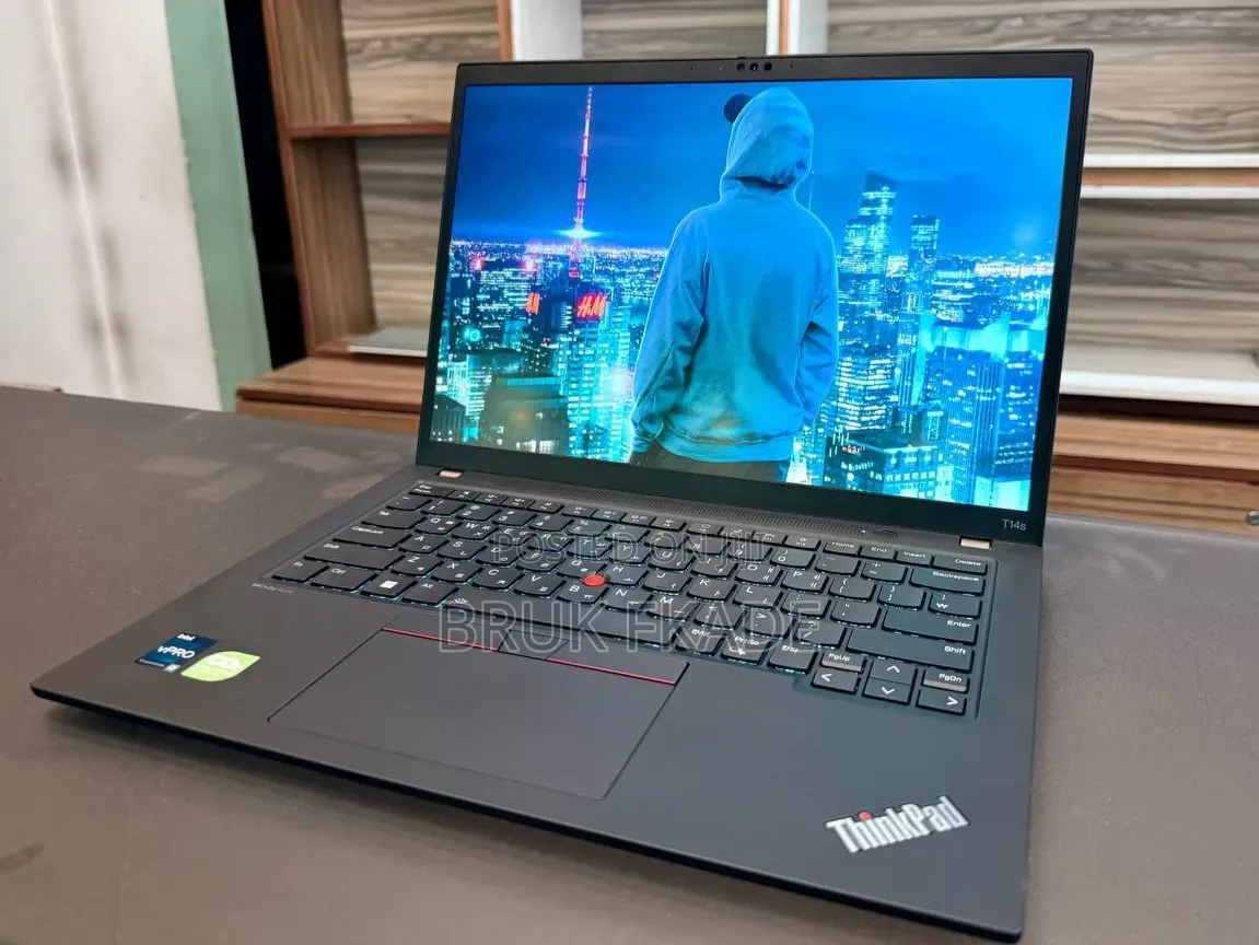 New Laptop Lenovo ThinkPad T14s Gen 2 32GB Intel Core i7 SSD 512GB